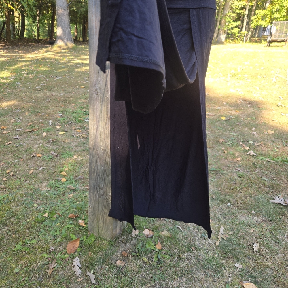Black- Open Front- Maxi Skirt- No Identifiable Tags- Small/Medium - Picture 2 of 6